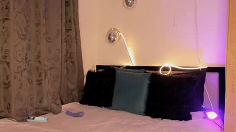 Snapshot of madisson_abondax_ chatting on 10.09.25 MADISSON online show from 10.09.25