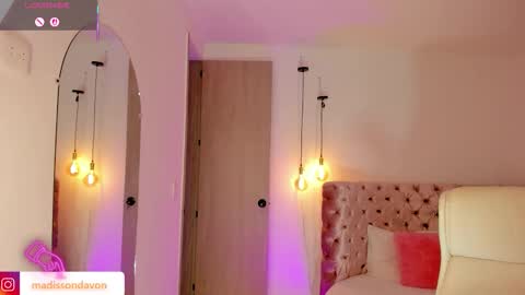 Snapshot of madisson_davon chatting on 12.04.25 Madisson Davon online show from 12.04.25