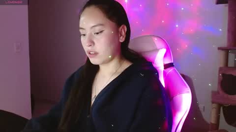 Snapshot of madissonn__ chatting on 12.22.25 MADY online show from 12.22.25
