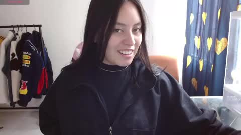 Snapshot of madissonn__ chatting on 05.11.26 MADY online show from 05.11.26