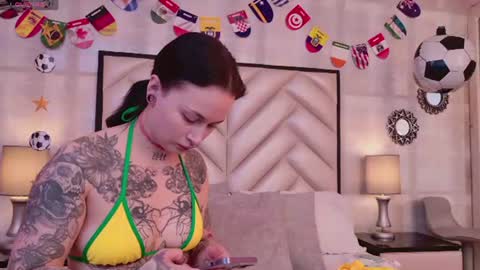 Snapshot of madissonpayton chatting on 07.04.26 MadissonPayton online show from 07.04.26
