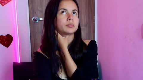 Snapshot of mady_gh chatting on 09.11.25 mady online show from 09.11.25