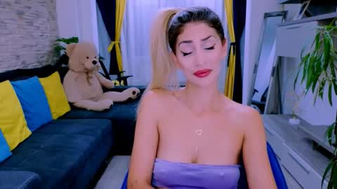 Madye Roberts online show from 09.14.25