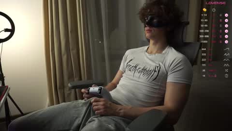 Snapshot of maestro3369 chatting on 11.17.25 Mike XMaestro 3369 online show from 11.17.25