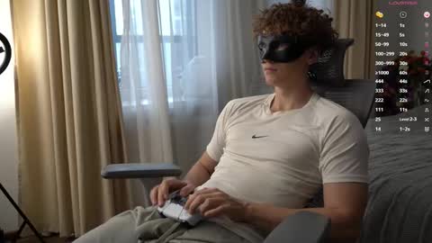 Snapshot of maestro3369 chatting on 03.04.26 Mike XMaestro 3369 online show from 03.04.26