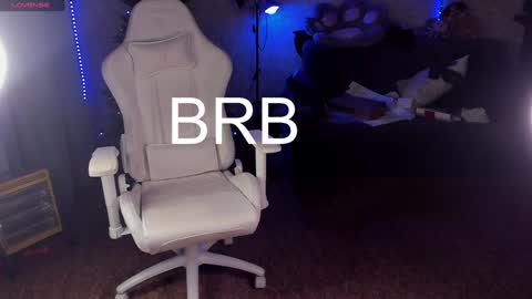 Maevee online show from 01.16.25