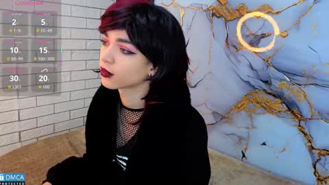 maevekuro online show from 11.19.25