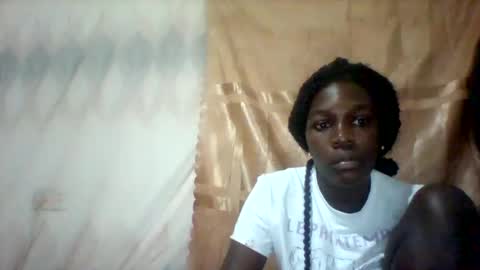 Snapshot of maevre_ chatting on 01.16.26 maevre_ online show from 01.16.26