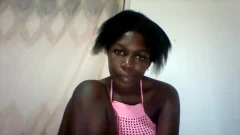 Snapshot of maevre_ chatting on 02.11.26 maevre_ online show from 02.11.26