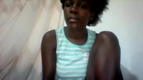 Snapshot of maevre_ chatting on 02.13.26 maevre_ online show from 02.13.26