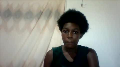 Snapshot of maevre_ chatting on 02.20.26 maevre_ online show from 02.20.26