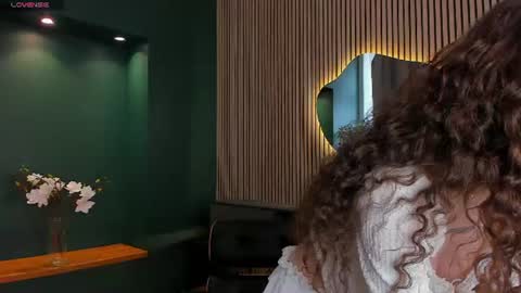 Snapshot of maffinpurrr chatting on 07.11.26 Eva online show from 07.11.26