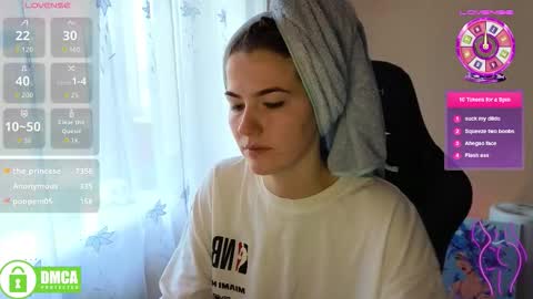 Snapshot of mag1c_eyes chatting on 11.17.25 mag1c_eyes online show from 11.17.25