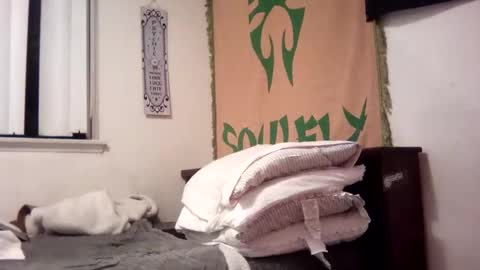 Snapshot of magdalena_805 chatting on 02.08.25 magdalena_805 online show from 02.08.25