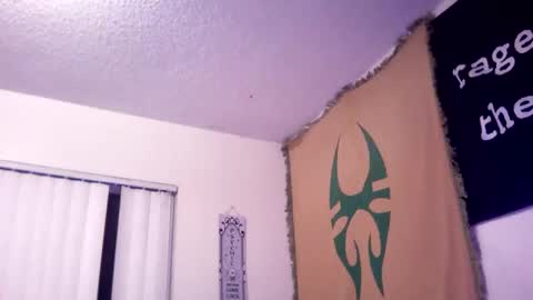 Snapshot of magdalena_805 chatting on 02.11.25 magdalena_805 online show from 02.11.25