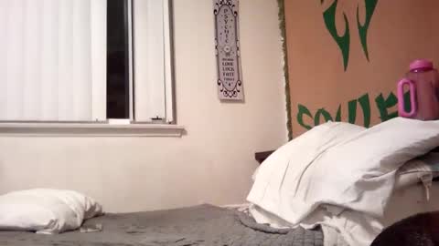 Snapshot of magdalena_805 chatting on 03.07.25 magdalena_805 online show from 03.07.25