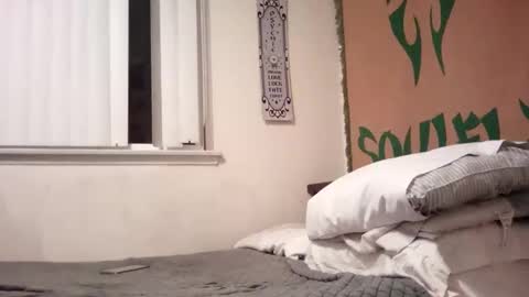 Snapshot of magdalena_805 chatting on 03.07.25 magdalena_805 online show from 03.07.25