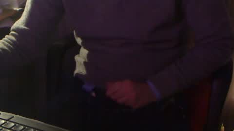 Snapshot of magellano98 chatting on 01.24.25 Boy Sexy XXX online show from 01.24.25