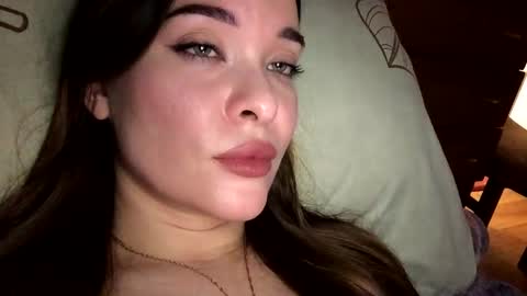 magggg658318 online show from 10.11.25