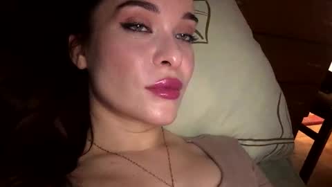 magggg658318 online show from 10.30.25