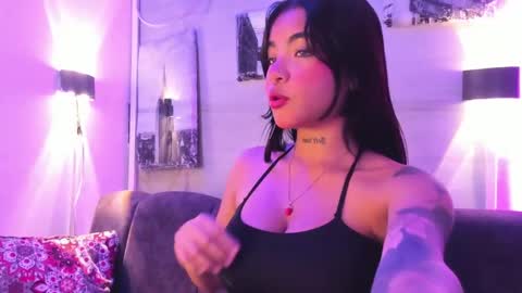 Maggie online show from 10.04.25