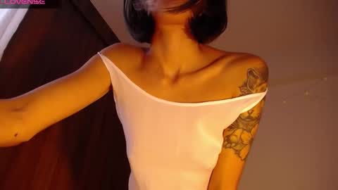 Snapshot of maggie_raver chatting on 12.21.24 maggie online show from 12.21.24