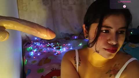 Snapshot of magic_alicee_ chatting on 11.09.25 Alice online show from 11.09.25