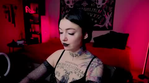Snapshot of magic_alie chatting on 05.05.26 Magic Allie online show from 05.05.26