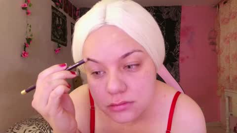 Snapshot of magic_clairewitch chatting on 03.07.25 Claire online show from 03.07.25