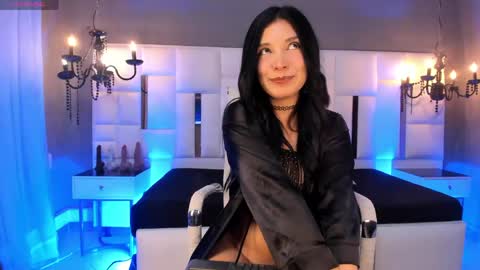 Magic isis  online show from 04.15.26