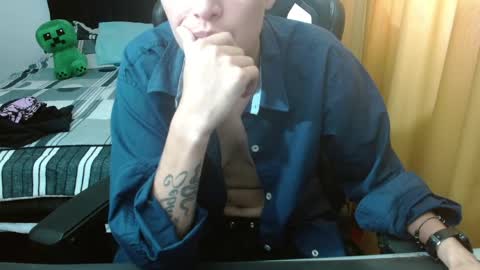 Snapshot of magic_jadee chatting on 04.20.26 Jade online show from 04.20.26