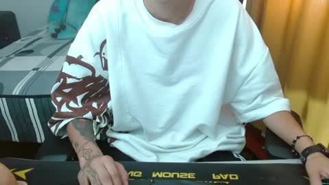 Snapshot of magic_jadee chatting on 06.05.26 Jade online show from 06.05.26