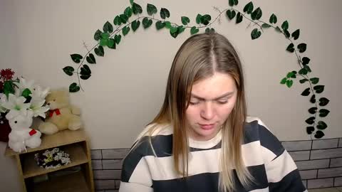 Snapshot of magic_katarina_ chatting on 12.05.24 magic_katarina_ online show from 12.05.24