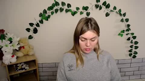 Snapshot of magic_katarina_ chatting on 12.17.24 magic_katarina_ online show from 12.17.24