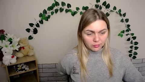 Snapshot of magic_katarina_ chatting on 12.20.24 magic_katarina_ online show from 12.20.24