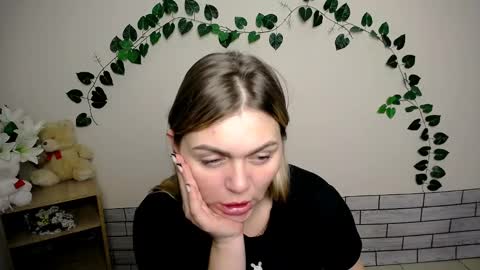 Snapshot of magic_katarina_ chatting on 01.17.25 magic_katarina_ online show from 01.17.25