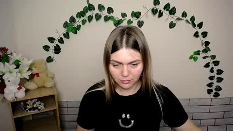 Snapshot of magic_katarina_ chatting on 01.29.25 magic_katarina_ online show from 01.29.25