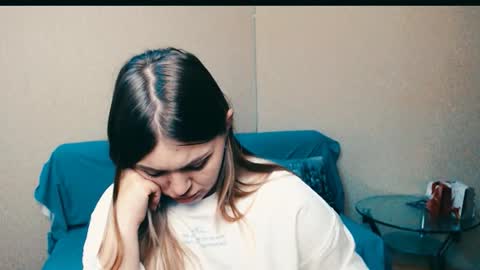 Snapshot of magic_katarina_ chatting on 10.28.25 magic_katarina_ online show from 10.28.25