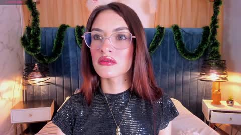 Snapshot of magic_rouse chatting on 01.06.25 M Rss online show from 01.06.25