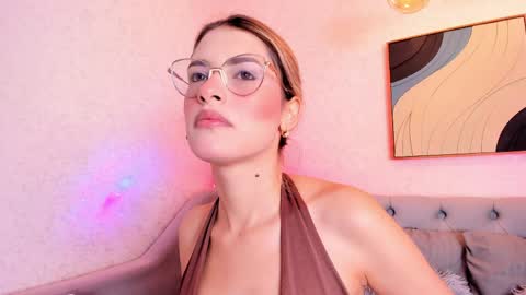 Snapshot of magic_rouse chatting on 05.09.26 M Rss online show from 05.09.26