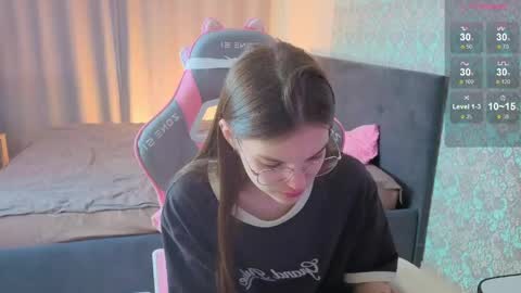Snapshot of magic_shy chatting on 05.07.26 Merry online show from 05.07.26