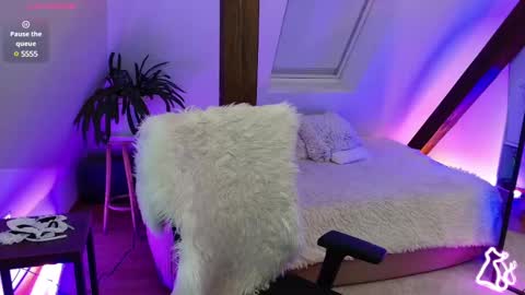 Snapshot of magic_zooey chatting on 01.09.25 Zooey online show from 01.09.25