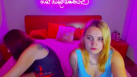 Lili and Bella online show from 12.29.24