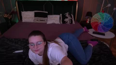 Emily online show from 10.10.25