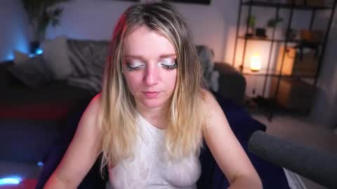 Snapshot of magnetic_ami chatting on 02.27.25 Ami online show from 02.27.25