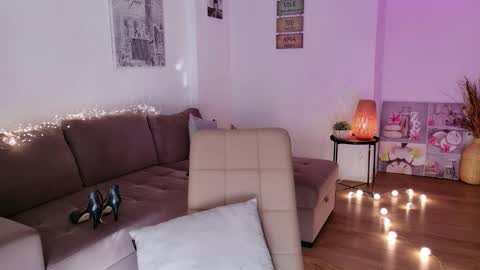 Ami online show from 02.06.26