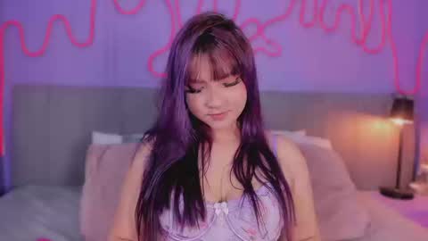 Snapshot of mai_higurashi chatting on 10.22.25 Mai online show from 10.22.25