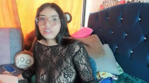 Snapshot of maia__diamont chatting on 01.13.26 MAIA online show from 01.13.26