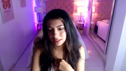 Maia Reficco online show from 06.27.26