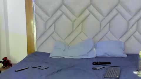 Snapshot of maia_stark_ chatting on 02.28.25 Maia Stark online show from 02.28.25